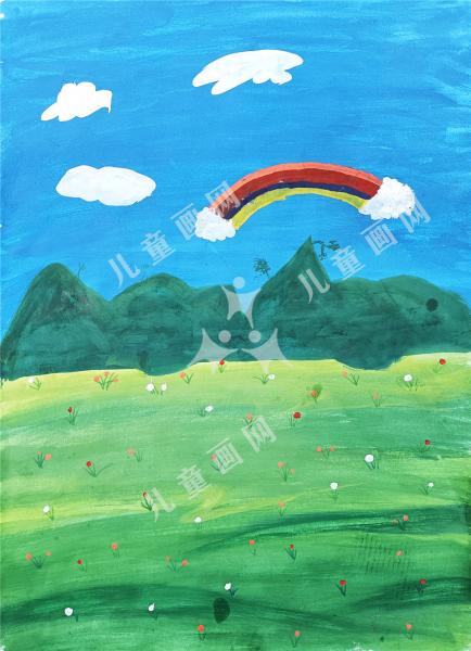 蓝天下的绿草地