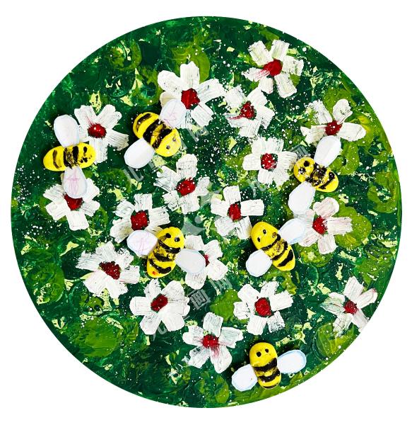 蜜蜂采蜜