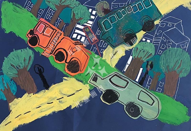 奔跑的长鼻子校车