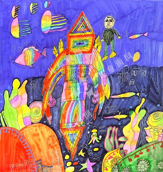 坐新型潜水艇参观海底世界